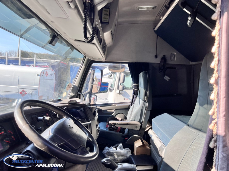 Volvo FH 440 HIAB 800 E4, 8x2 - Platforminis/ Bortinis sunkvežimis, Sunkvežimis su kranu: foto 5 Volvo FH 440 HIAB 800 E4, 8x2 - Platforminis/ Bortinis sunkvežimis, Sunkvežimis su kranu: foto 5