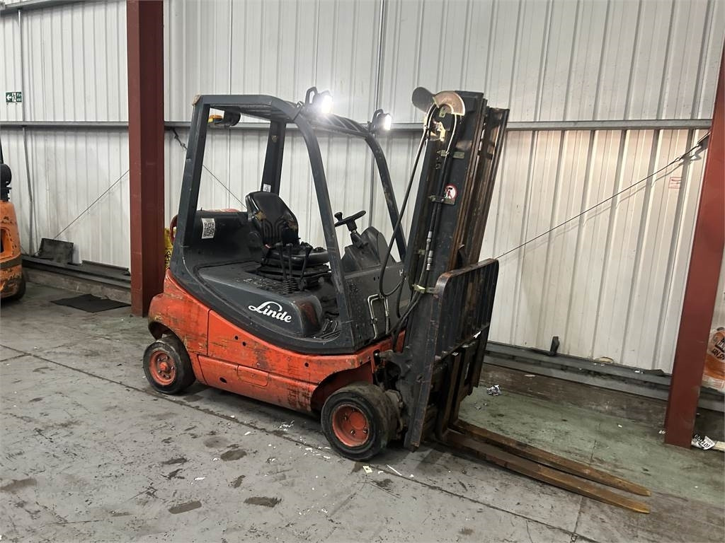 Linde H20T-03 - Dujinis krautuvas: foto 4 Linde H20T-03 - Dujinis krautuvas: foto 4