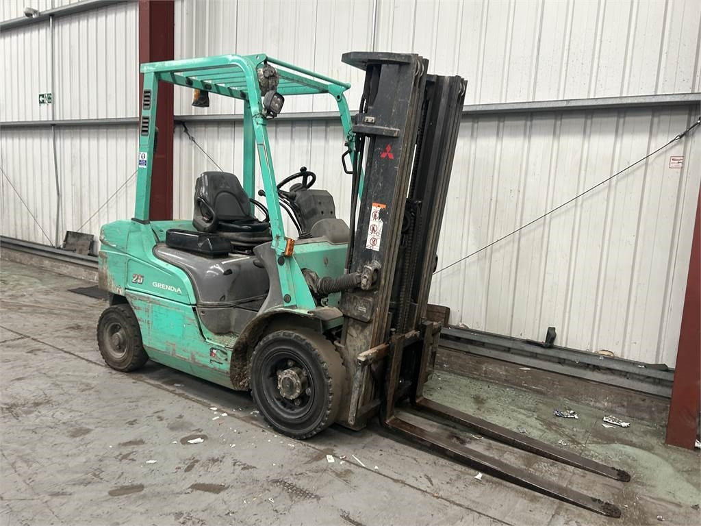 Mitsubishi FD25NT - Dyzelinis krautuvas: foto 4 Mitsubishi FD25NT - Dyzelinis krautuvas: foto 4