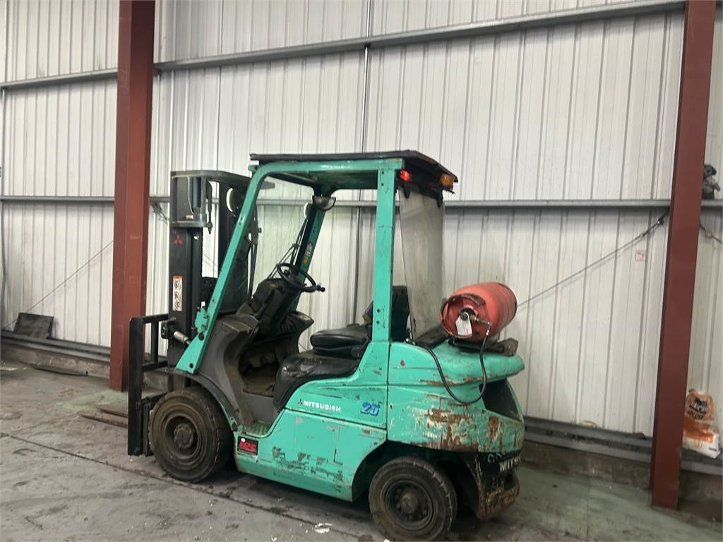 Mitsubishi FG25NT - Dujinis krautuvas: foto 3 Mitsubishi FG25NT - Dujinis krautuvas: foto 3