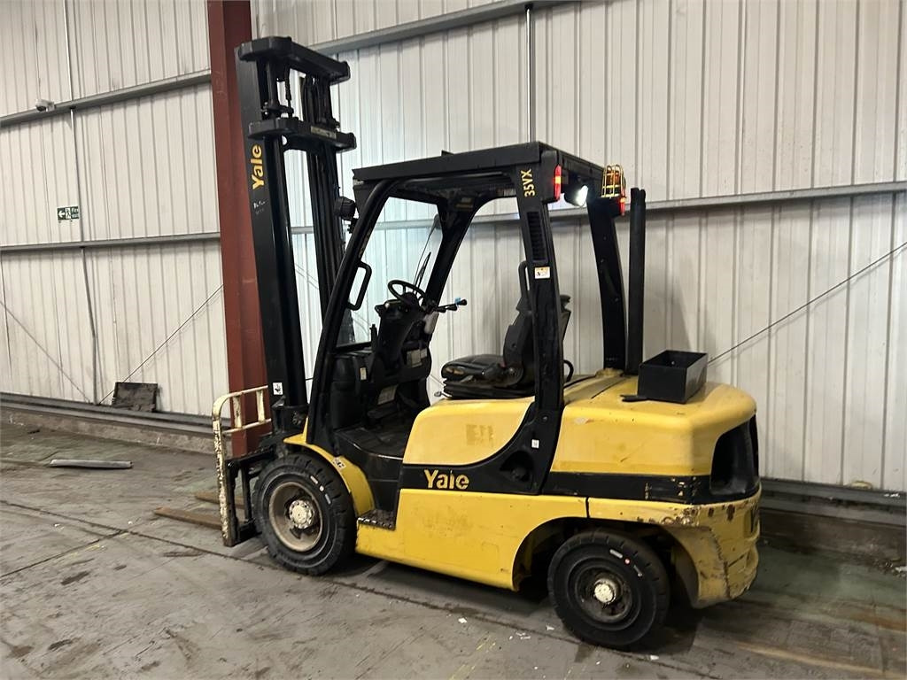 Yale GDP35VX - Dyzelinis krautuvas: foto 3 Yale GDP35VX - Dyzelinis krautuvas: foto 3