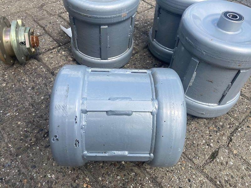 Krone diverse onderdelen - Šienapjovė: foto 2 Krone diverse onderdelen - Šienapjovė: foto 2