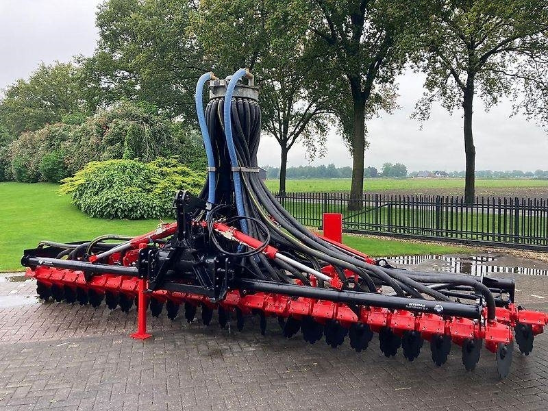 Vaderstad CRX 625 schijvenbemester - Srutų įterpimas: foto 1 Vaderstad CRX 625 schijvenbemester - Srutų įterpimas: foto 1