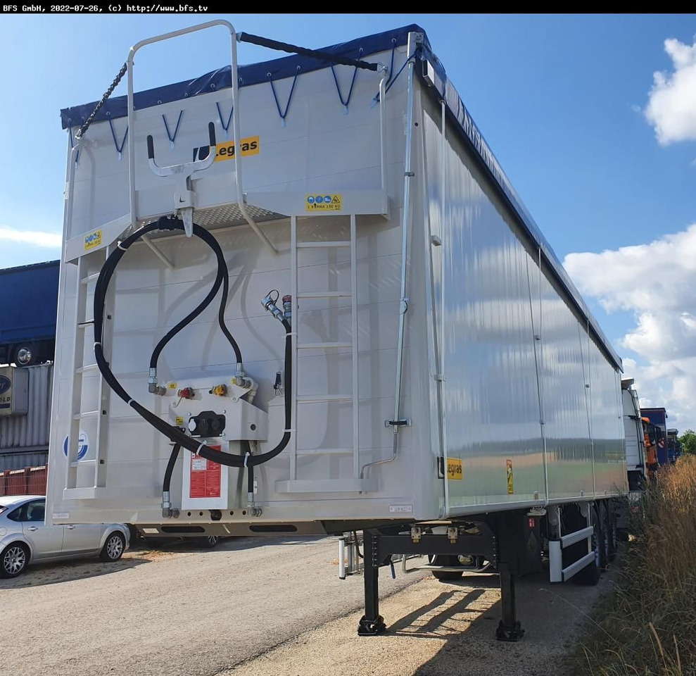 Legras Schubboden FMA LEICHT 91,4 m³, 7mm, 2/2, Seitens - Su slankiojanciomis grindimis puspriekabė: foto 4 Legras Schubboden FMA LEICHT 91,4 m³, 7mm, 2/2, Seitens - Su slankiojanciomis grindimis puspriekabė: foto 4