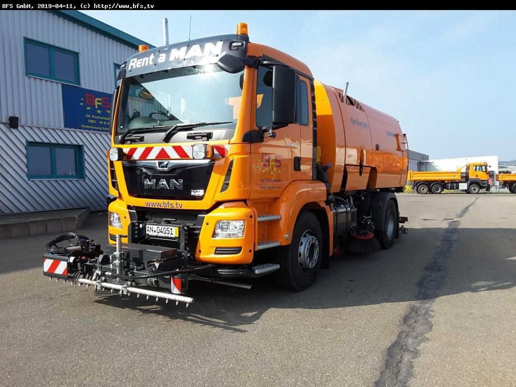 MAN TGS 18.360 4X2 LL Bucher OF 8000 RS beids. WK HD - Gatvių šlavimo mašina: foto 1 MAN TGS 18.360 4X2 LL Bucher OF 8000 RS beids. WK HD - Gatvių šlavimo mašina: foto 1