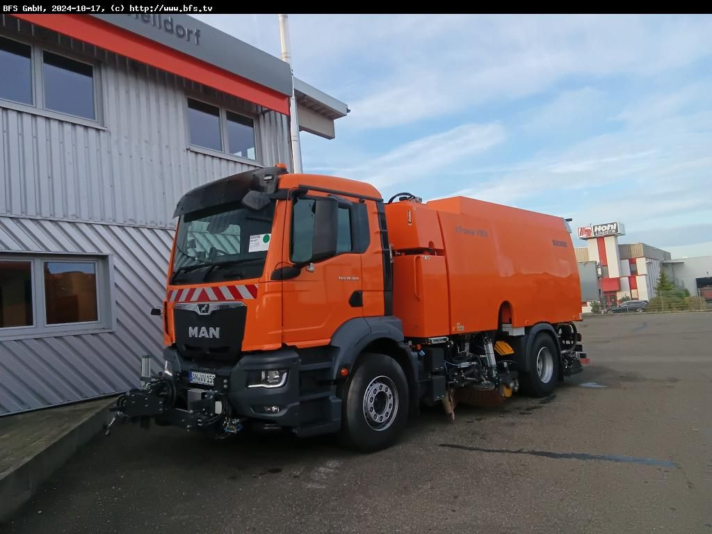 MAN TGS 18.360 4x2 BL BEAM S9000 / Bucher V90 Rotorc - Gatvių šlavimo mašina: foto 1 MAN TGS 18.360 4x2 BL BEAM S9000 / Bucher V90 Rotorc - Gatvių šlavimo mašina: foto 1