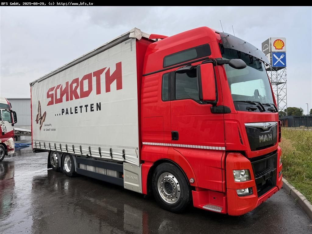 MAN TGX 26.440 6x2-2 LL lenk lift Achse Hub-Dach MAN TGX 26.440 6x2-2 LL lenk lift Achse Hub-Dach - Tentinis sunkvežimis: foto 1 MAN TGX 26.440 6x2-2 LL lenk lift Achse Hub-Dach MAN TGX 26.440 6x2-2 LL lenk lift Achse Hub-Dach - Tentinis sunkvežimis: foto 1