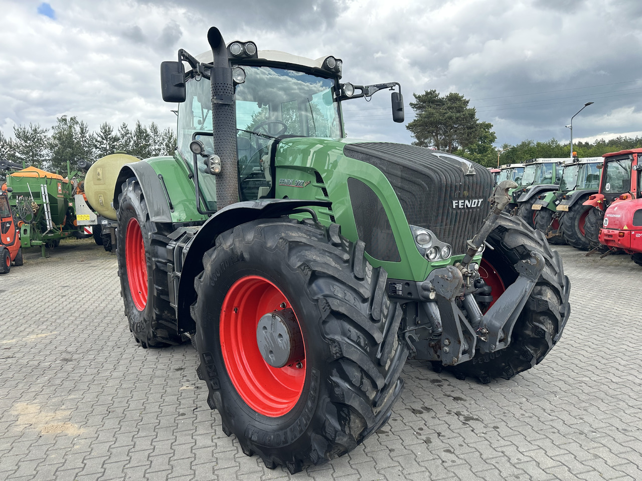 Fendt 927 VARIO PROFI - Traktorius: foto 1 Fendt 927 VARIO PROFI - Traktorius: foto 1
