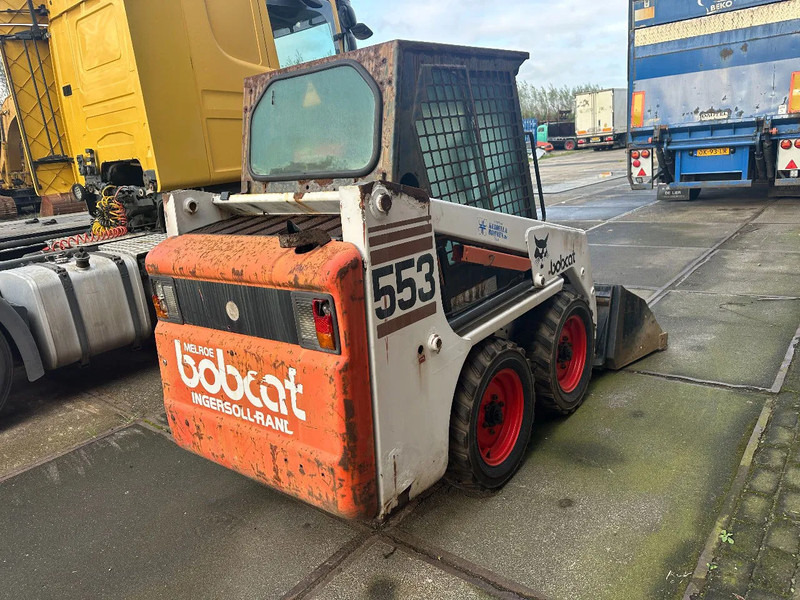 Bobcat 553 - Mini krautuvas: foto 4 Bobcat 553 - Mini krautuvas: foto 4