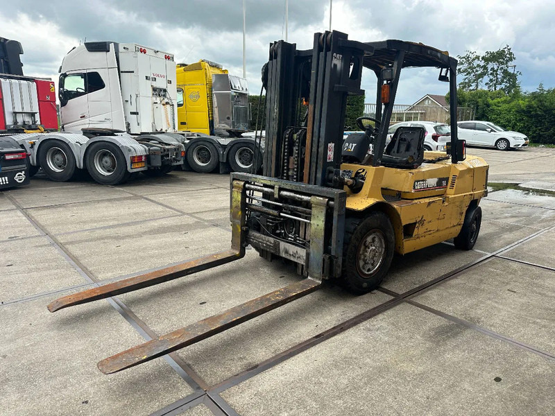 Caterpillar DP50 VORKVERSTELLERS +SIDE SHIFT - Dyzelinis krautuvas: foto 5 Caterpillar DP50 VORKVERSTELLERS +SIDE SHIFT - Dyzelinis krautuvas: foto 5