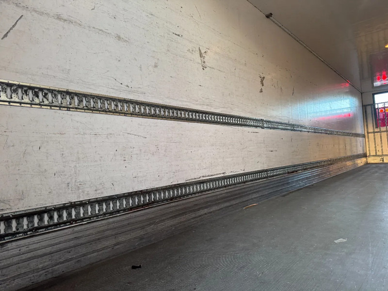 Furgonas puspriekabė Chereau 2 AS - SAF - ISOLATED BOX + DHOLLANDIA LIFT 2.000 KG: foto 6