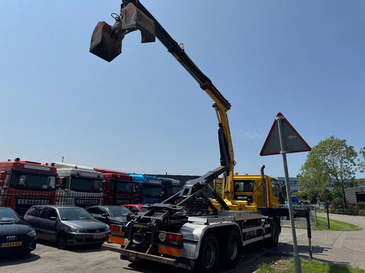 DAF CF 85.410 6X4 - EURO 5 + PALFINGER PK15500 + REM - Sunkvežimis su kranu: foto 4 DAF CF 85.410 6X4 - EURO 5 + PALFINGER PK15500 + REM - Sunkvežimis su kranu: foto 4