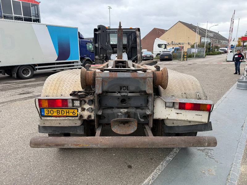 DAF CF 85.460 8X4 EURO 5 - FULL STEEL SUSP. - MANUAL GEAR - BIG AXLES + VDL HOOKLIFT - Hook-lift sunkvežimis: foto 5 DAF CF 85.460 8X4 EURO 5 - FULL STEEL SUSP. - MANUAL GEAR - BIG AXLES + VDL HOOKLIFT - Hook-lift sunkvežimis: foto 5