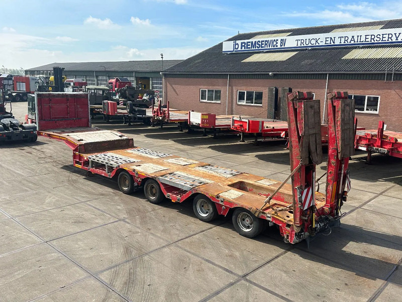 Faymonville F-S44-1AAA 4 AXLE, 2 STEERING AXLE, 7.9 METER EXTENADABLE DOUBLE RAMPS - Žemo profilio platforma puspriekabė: foto 2 Faymonville F-S44-1AAA 4 AXLE, 2 STEERING AXLE, 7.9 METER EXTENADABLE DOUBLE RAMPS - Žemo profilio platforma puspriekabė: foto 2