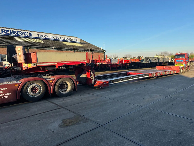 Faymonville MEGAMAX TL STBZ-3VA 4,5 M EXTENDABLE - Žemo profilio platforma puspriekabė: foto 1 Faymonville MEGAMAX TL STBZ-3VA 4,5 M EXTENDABLE - Žemo profilio platforma puspriekabė: foto 1