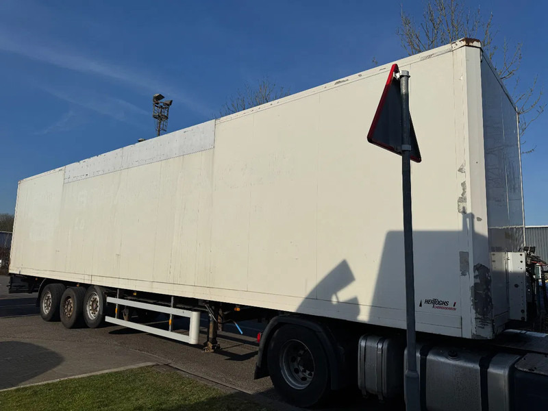 Hertoghs BOX TRAILER - 3 AXLE SAF 1 LIFT AXLE - Furgonas puspriekabė: foto 5 Hertoghs BOX TRAILER - 3 AXLE SAF 1 LIFT AXLE - Furgonas puspriekabė: foto 5