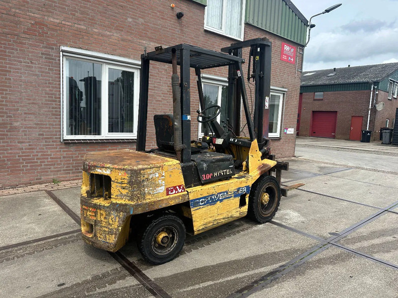 Hyster H3.00XL - 3 TONS - Dyzelinis krautuvas: foto 5 Hyster H3.00XL - 3 TONS - Dyzelinis krautuvas: foto 5