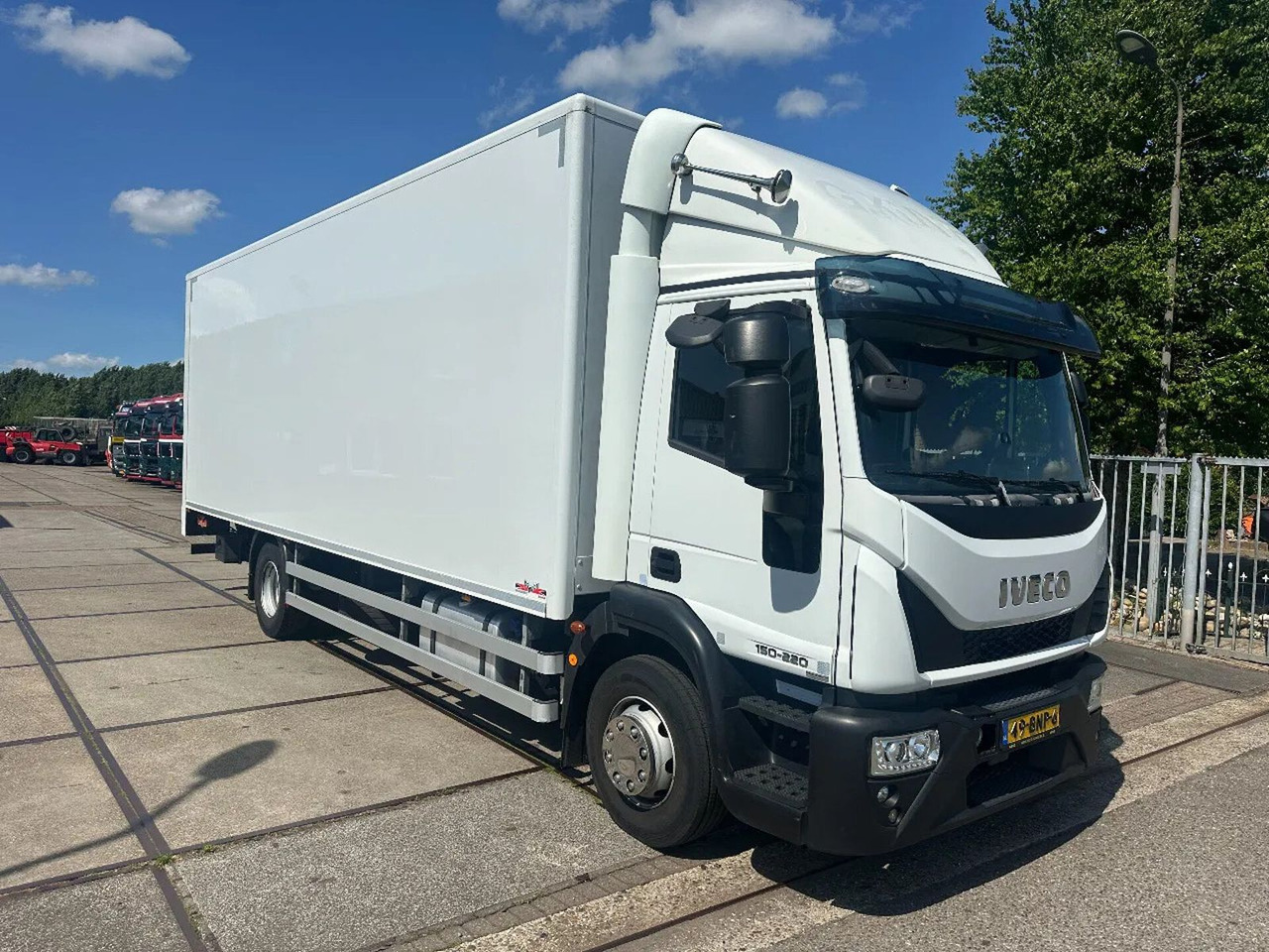 Iveco ML 150 -220, DHOLLANDIA LIFT, BOX 760X250X250 CM - Furgonas sunkvežimis: foto 3 Iveco ML 150 -220, DHOLLANDIA LIFT, BOX 760X250X250 CM - Furgonas sunkvežimis: foto 3
