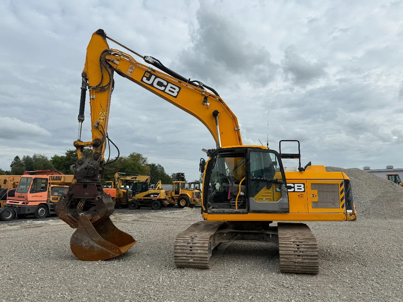 JCB 220 XL 4F WITH BUCKET, SORTING GRAB WITH ROTATOR + €5000,- - Vikšrinis ekskavatorius: foto 1 JCB 220 XL 4F WITH BUCKET, SORTING GRAB WITH ROTATOR + €5000,- - Vikšrinis ekskavatorius: foto 1