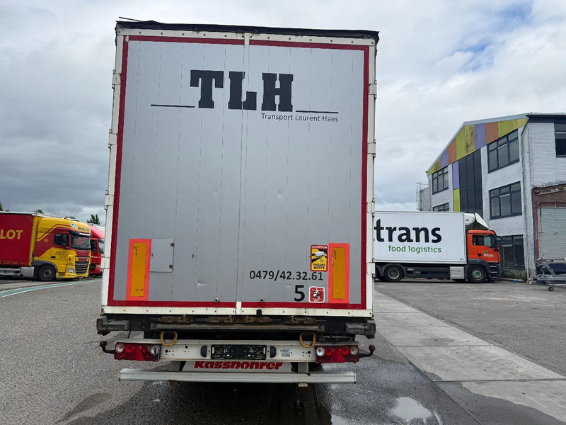 Kässbohrer XS - 3 AXLE - SAF + SLIDING ROOF - DISC BRAKES - Tentinė puspriekabė: foto 5 Kässbohrer XS - 3 AXLE - SAF + SLIDING ROOF - DISC BRAKES - Tentinė puspriekabė: foto 5