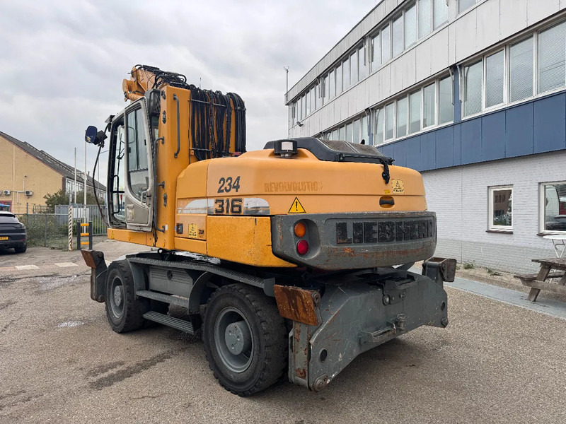 Liebherr A 316 LITRONIC CABIN HIGH CE - Ekskavatorius su ilga strėle: foto 4 Liebherr A 316 LITRONIC CABIN HIGH CE - Ekskavatorius su ilga strėle: foto 4