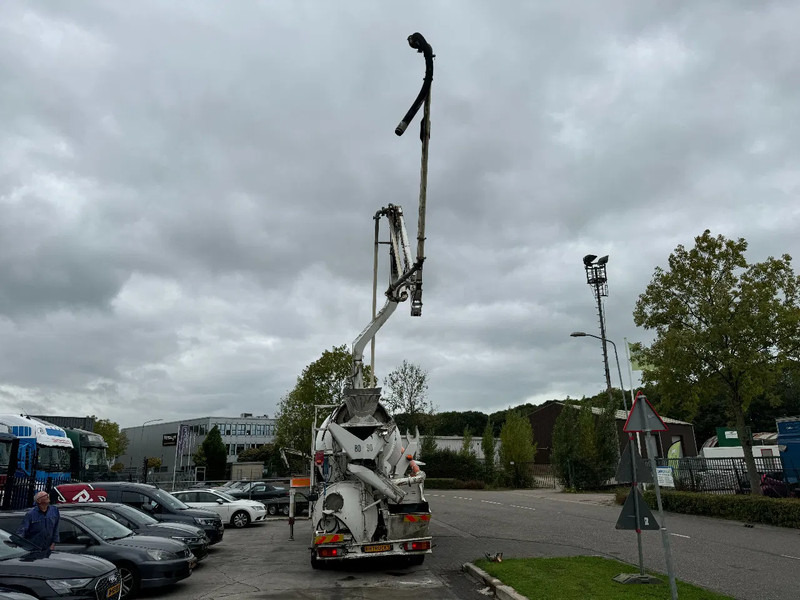 MAN TGS 35.400 8X4 PUTZMEISTER PUMP 21-3 + LIEBHERR MIXER - Betono siurblys: foto 3 MAN TGS 35.400 8X4 PUTZMEISTER PUMP 21-3 + LIEBHERR MIXER - Betono siurblys: foto 3