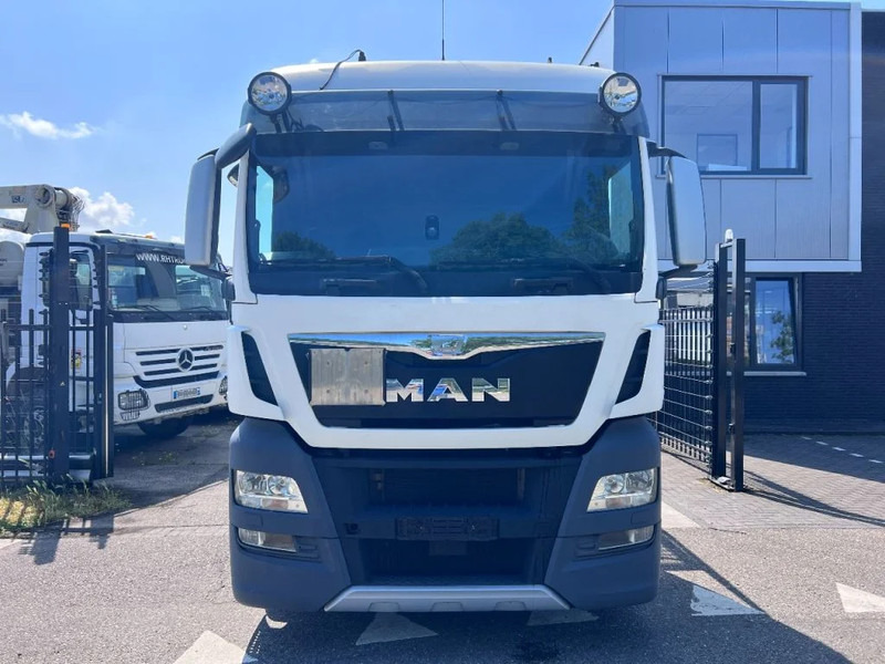 MAN TGX 26.560 6X2 EURO 6 - 11.500L VACUUM CLEANER - 2 COMPARTIMENTEN + INTARDER - Asenizatorius: foto 2 MAN TGX 26.560 6X2 EURO 6 - 11.500L VACUUM CLEANER - 2 COMPARTIMENTEN + INTARDER - Asenizatorius: foto 2