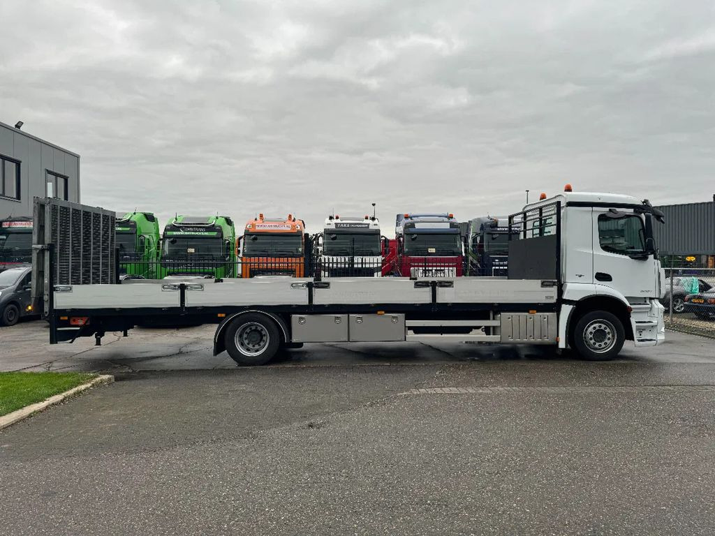 Mercedes-Benz 2027 4X2 DHOLLANDIA 3000 KG EURO 6 + WINCH TÜV T - Evakuatorius: foto 4 Mercedes-Benz 2027 4X2 DHOLLANDIA 3000 KG EURO 6 + WINCH TÜV T - Evakuatorius: foto 4