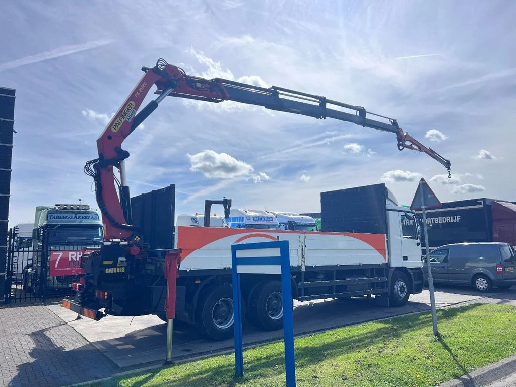 Mercedes-Benz Actros 2635 6X4 + PALFINGER PK21000 + JIB + REMO - Sunkvežimis su kranu, Platforminis/ Bortinis sunkvežimis: foto 3 Mercedes-Benz Actros 2635 6X4 + PALFINGER PK21000 + JIB + REMO - Sunkvežimis su kranu, Platforminis/ Bortinis sunkvežimis: foto 3