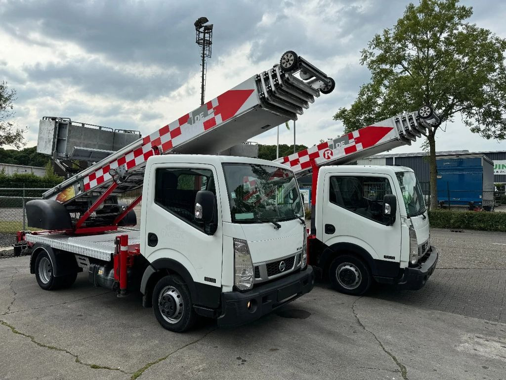 Nissan 3X UNIT CABSTAR 35.13 EURO 6 + LIFT 25 METER + R - Autobokštelio: foto 1 Nissan 3X UNIT CABSTAR 35.13 EURO 6 + LIFT 25 METER + R - Autobokštelio: foto 1