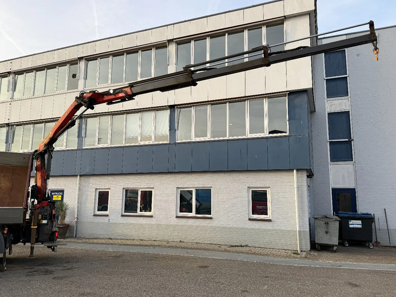 Scania G370 4X4 EURO 6 + 3-SIDE TIPPER + PALFINGER PK9002 + REMOTE - Savivartis sunkvežimis, Sunkvežimis su kranu: foto 4 Scania G370 4X4 EURO 6 + 3-SIDE TIPPER + PALFINGER PK9002 + REMOTE - Savivartis sunkvežimis, Sunkvežimis su kranu: foto 4