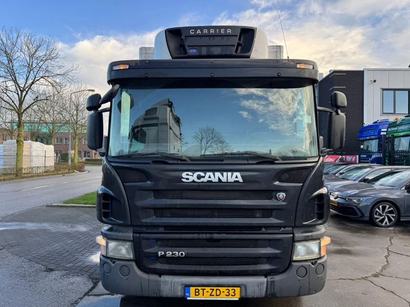 Scania P230 4X2 - EURO 4 + CARRIER SUPRA 950 MT + DHOLLANDIA LIFT - Refrižeratorius sunkvežimis: foto 2 Scania P230 4X2 - EURO 4 + CARRIER SUPRA 950 MT + DHOLLANDIA LIFT - Refrižeratorius sunkvežimis: foto 2