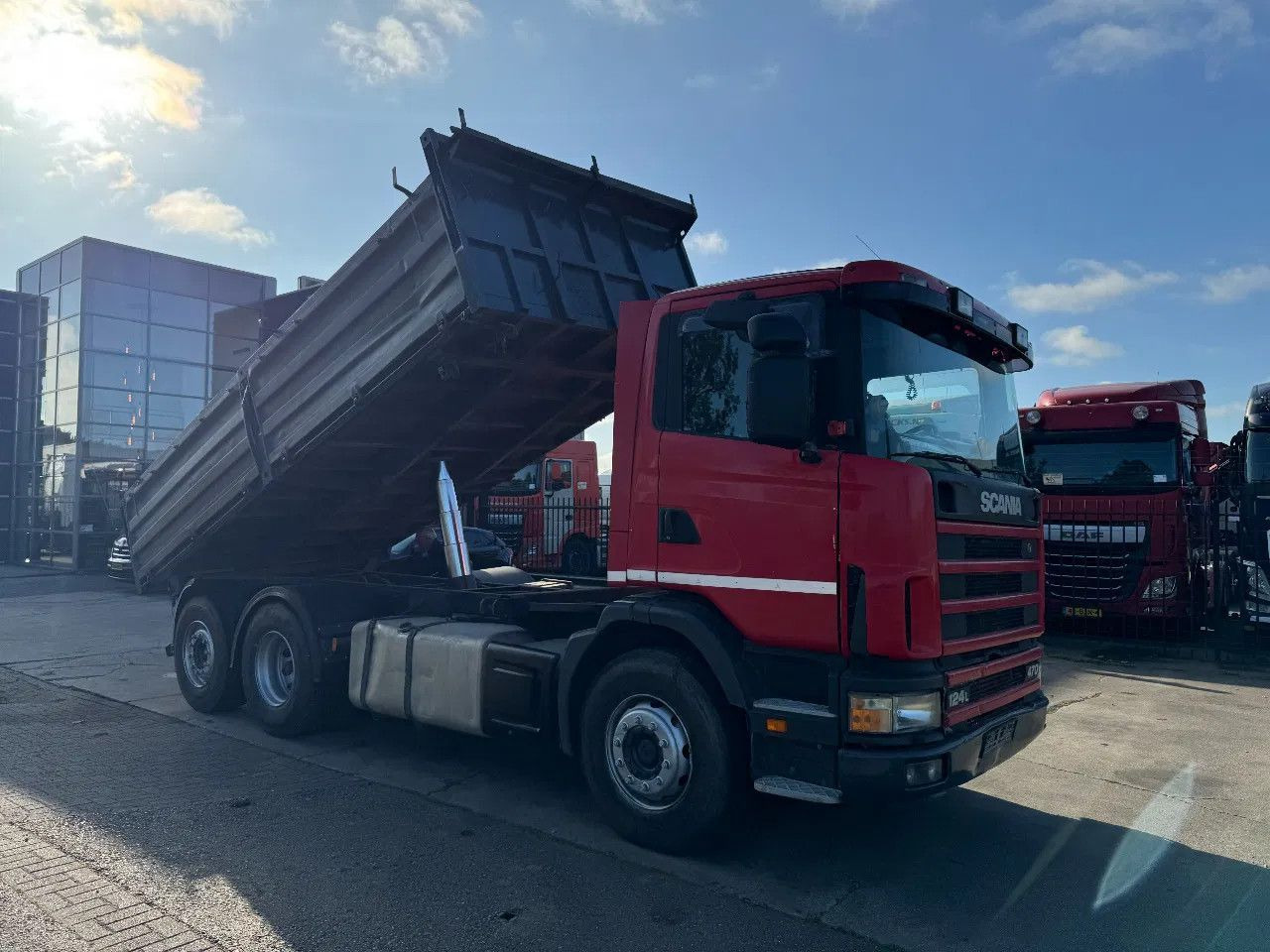 Scania R124-470 6X2 KIPPER EURO 3 - Savivartis sunkvežimis: foto 2 Scania R124-470 6X2 KIPPER EURO 3 - Savivartis sunkvežimis: foto 2