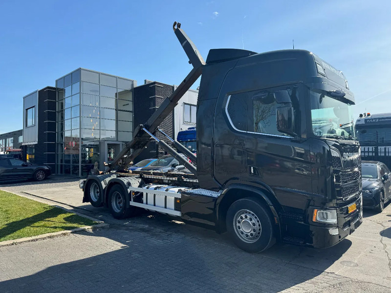 Scania R580 V8 6X2 VDL HOOK 20T RETARDER EURO 6 2 UNITS - Hook-lift sunkvežimis: foto 5 Scania R580 V8 6X2 VDL HOOK 20T RETARDER EURO 6 2 UNITS - Hook-lift sunkvežimis: foto 5
