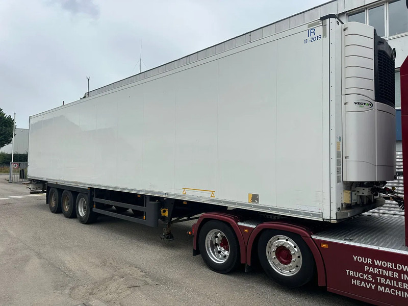 Schmitz Cargobull CARRIER 1550 D/E - Refrižeratorius puspriekabė: foto 1 Schmitz Cargobull CARRIER 1550 D/E - Refrižeratorius puspriekabė: foto 1