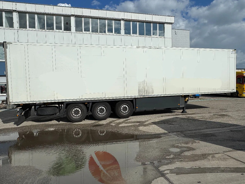 Schmitz Cargobull SCB*S3B THERMO KING SLX 300E TÜV TILL 03-2026 - Refrižeratorius puspriekabė: foto 5 Schmitz Cargobull SCB*S3B THERMO KING SLX 300E TÜV TILL 03-2026 - Refrižeratorius puspriekabė: foto 5