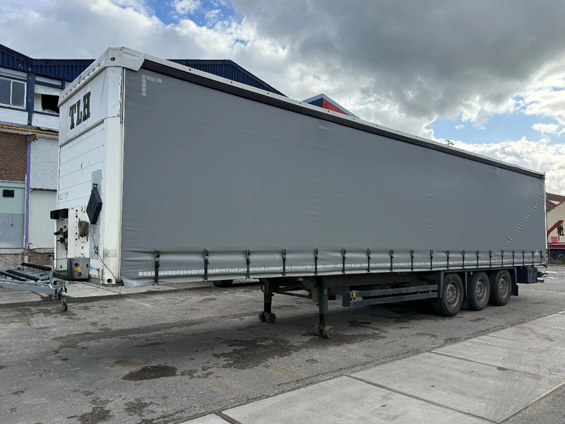 Schmitz Cargobull SCB*S3T - DISC BRAKES + SLIDING ROOF - Tentinė puspriekabė: foto 1 Schmitz Cargobull SCB*S3T - DISC BRAKES + SLIDING ROOF - Tentinė puspriekabė: foto 1