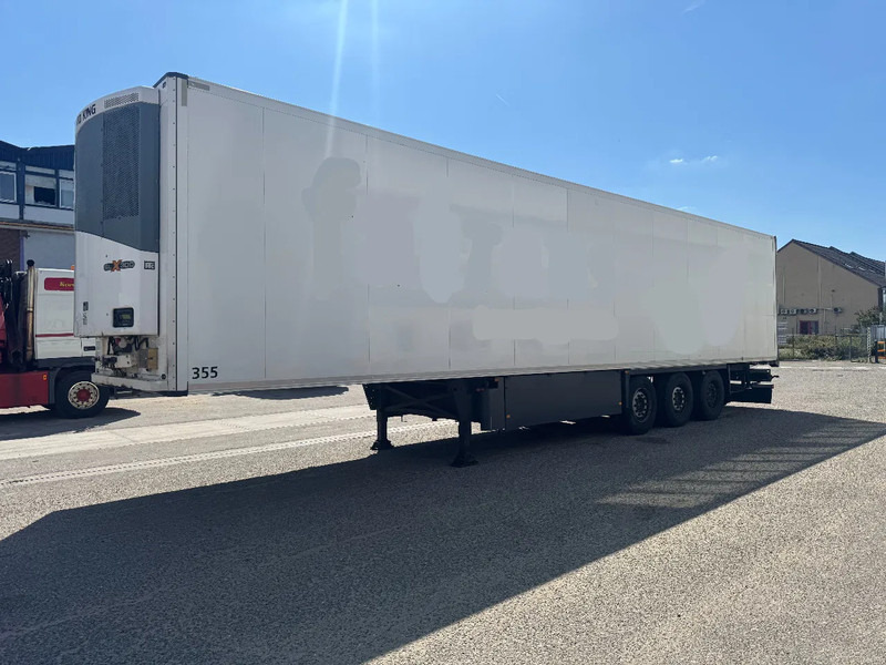 Schmitz Cargobull SKO 24 THERMO KING SLX300 D/E 3 AXLE TÜV TILL 03-2026 - Refrižeratorius puspriekabė: foto 1 Schmitz Cargobull SKO 24 THERMO KING SLX300 D/E 3 AXLE TÜV TILL 03-2026 - Refrižeratorius puspriekabė: foto 1