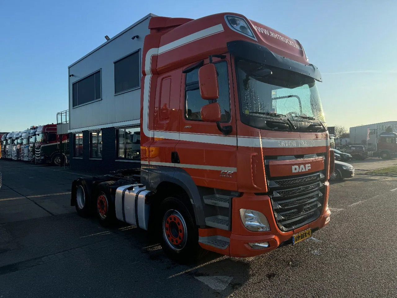 DAF CF 460 6X2 - EURO 6 + LIFT/STEERING AXLE DAF CF 460 6X2 - EURO 6 + LIFT/STEERING AXLE - Vilkikas: foto 3 DAF CF 460 6X2 - EURO 6 + LIFT/STEERING AXLE DAF CF 460 6X2 - EURO 6 + LIFT/STEERING AXLE - Vilkikas: foto 3