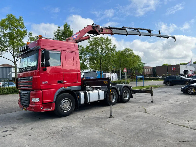 DAF XF 105.460 6X4 EURO 5 + HMF 4220 K6 + REMOTE CONTROL + RETARDER - Vilkikas: foto 1 DAF XF 105.460 6X4 EURO 5 + HMF 4220 K6 + REMOTE CONTROL + RETARDER - Vilkikas: foto 1