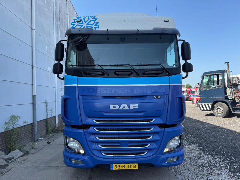 DAF XF 440 4X2 EURO 6 STANDARD TÜV TILL 04-2026 - Vilkikas: foto 2 DAF XF 440 4X2 EURO 6 STANDARD TÜV TILL 04-2026 - Vilkikas: foto 2