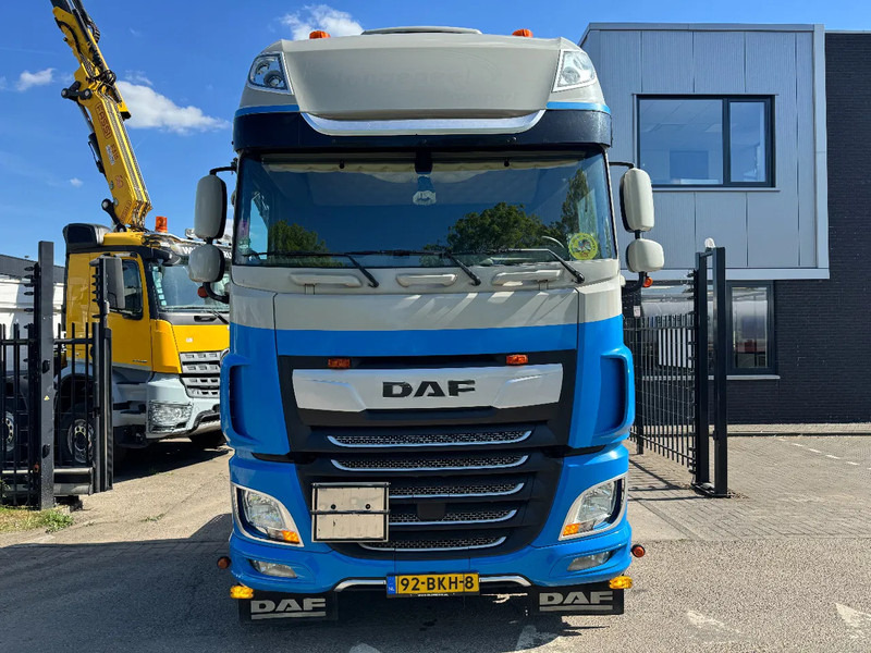 DAF XF 480 4X2 EURO 6 ADR SPECIAL INTERIOR 2018 - Vilkikas: foto 2 DAF XF 480 4X2 EURO 6 ADR SPECIAL INTERIOR 2018 - Vilkikas: foto 2