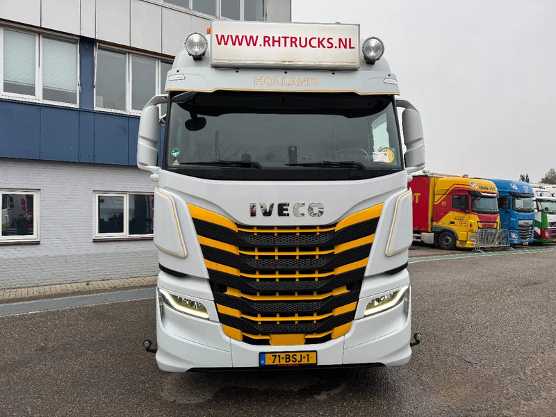 Iveco S-WAY 460 4X2 EURO 6 SKIRTS DOUBLE TANK - Vilkikas: foto 2 Iveco S-WAY 460 4X2 EURO 6 SKIRTS DOUBLE TANK - Vilkikas: foto 2