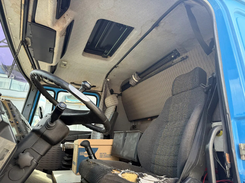 MAN 33.463 33-463 8x4 met 62 effer kraan 6x uitschuifbaar lizingą MAN 33.463 33-463 8x4 met 62 effer kraan 6x uitschuifbaar: foto 16 MAN 33.463 33-463 8x4 met 62 effer kraan 6x uitschuifbaar lizingą MAN 33.463 33-463 8x4 met 62 effer kraan 6x uitschuifbaar: foto 16