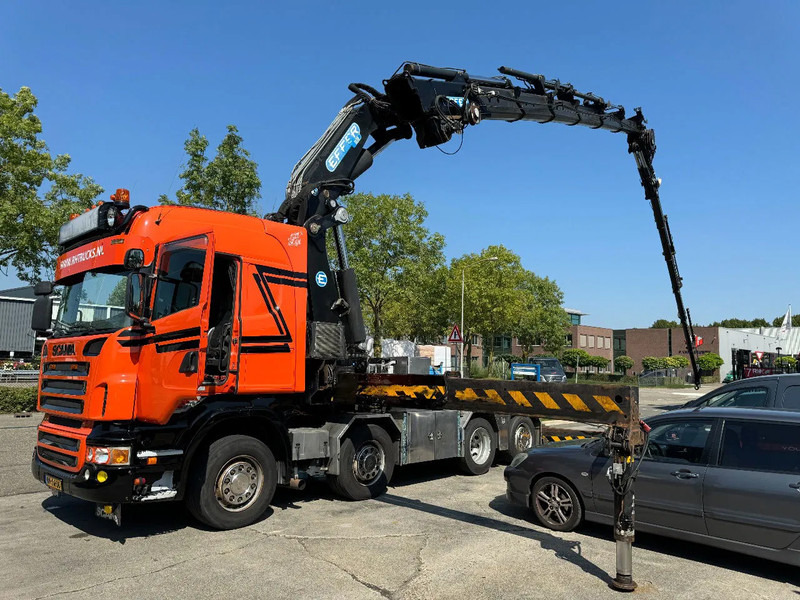 Scania R560 V8 8X2 + EFFER CRANE 1550 6S + FLYJIP 6XHYDR + REMOTE + WINCH - Vilkikas: foto 1 Scania R560 V8 8X2 + EFFER CRANE 1550 6S + FLYJIP 6XHYDR + REMOTE + WINCH - Vilkikas: foto 1