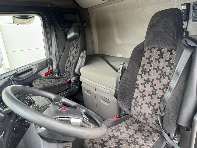 Vilkikas Scania S450 NGS 4X2 EURO 6D RETARDER 3 UNITS AVAILABLE: foto 12 Vilkikas Scania S450 NGS 4X2 EURO 6D RETARDER 3 UNITS AVAILABLE: foto 12