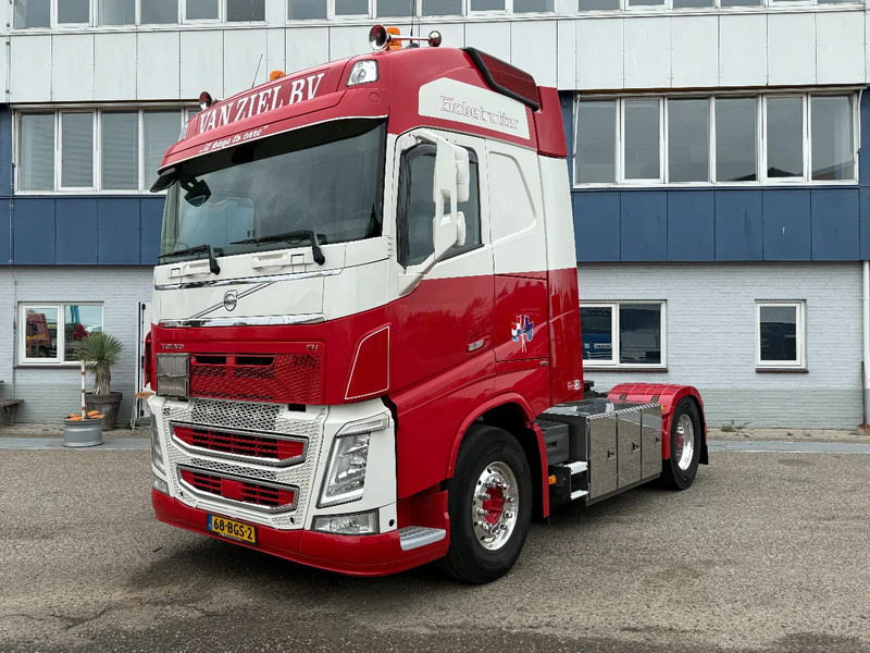 Volvo FH 460 4X2 EURO 6 - ADR + I-ParkCool + I-Shift - Vilkikas: foto 1 Volvo FH 460 4X2 EURO 6 - ADR + I-ParkCool + I-Shift - Vilkikas: foto 1