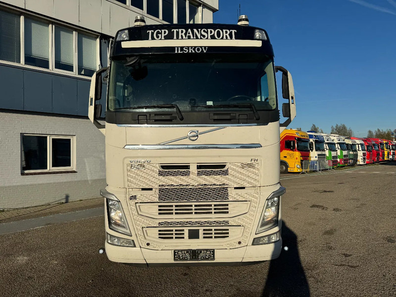 Volvo FH 460 6X2 EURO 6 CHASSIS 2021 STEERING AXLE SKIRTS - Vilkikas: foto 2 Volvo FH 460 6X2 EURO 6 CHASSIS 2021 STEERING AXLE SKIRTS - Vilkikas: foto 2