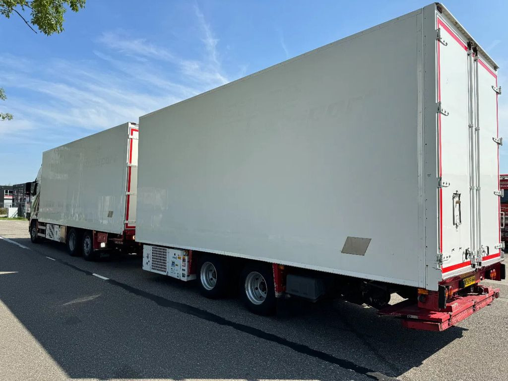 Volvo FH 12.420 6X2 - EURO 3 + HANGER NETAM-FRUEHAUF + - Refrižeratorius sunkvežimis: foto 4 Volvo FH 12.420 6X2 - EURO 3 + HANGER NETAM-FRUEHAUF + - Refrižeratorius sunkvežimis: foto 4