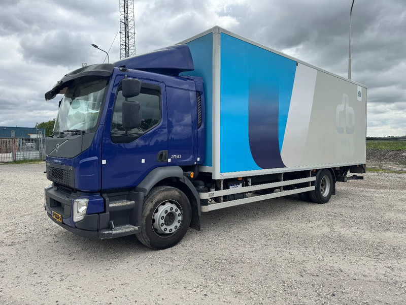 Volvo FL 250 4X2 EURO 6 CARGO LOCK + DHOLLANDIA LIFT TÜV TILL 02-2026 - Furgonas sunkvežimis: foto 2 Volvo FL 250 4X2 EURO 6 CARGO LOCK + DHOLLANDIA LIFT TÜV TILL 02-2026 - Furgonas sunkvežimis: foto 2